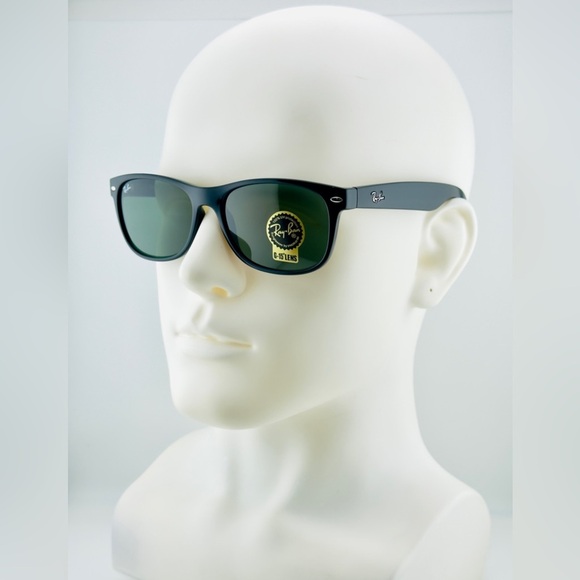 Ray-Ban Other - Ray-Ban Sunglasses New Wayfarer Classic RB2132 Polished black Frame Green Lenses